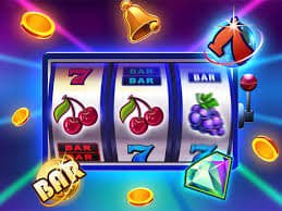 qq33 live casino slot online